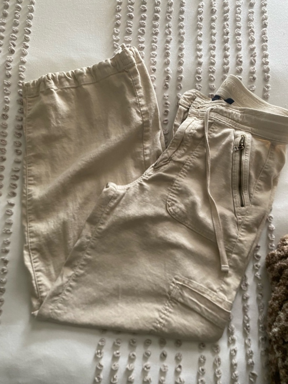 American Eagle Outfitters Sand Cargo Jogger Pants